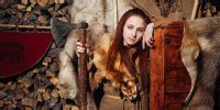 Les 5 meilleures coiffures de vikings pour femme à。